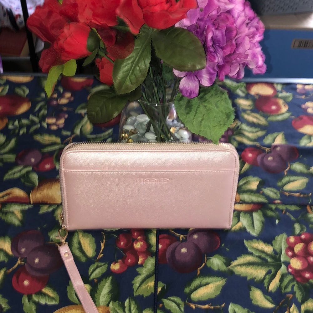 Masirs wristlet